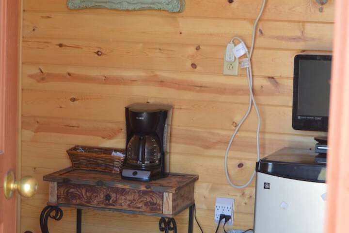 Room 4 of 109
