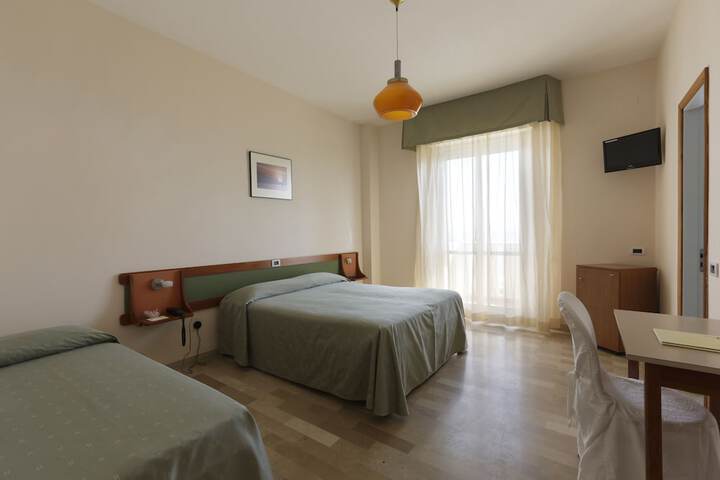 Room 5 of 46