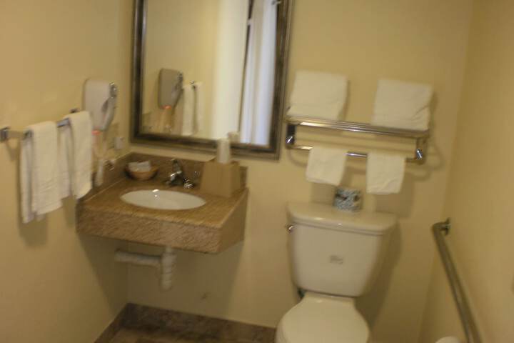 Room 10 of 14