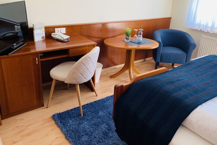 Room 5 of 55