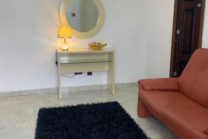 Room 15 of 33