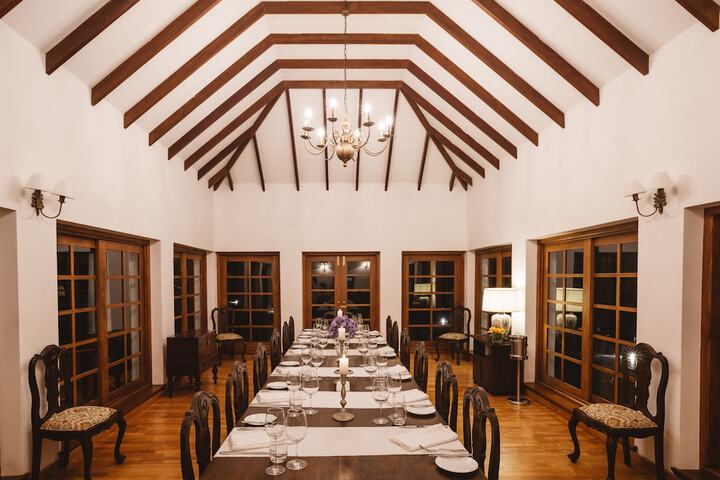 Dining 26 of 44