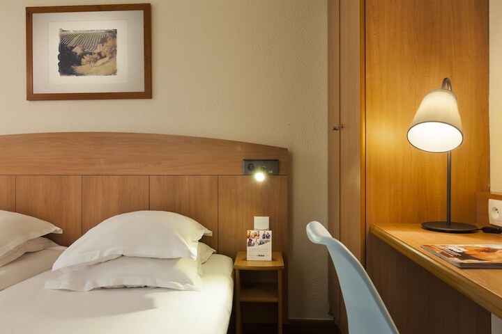 Room 20 of 43