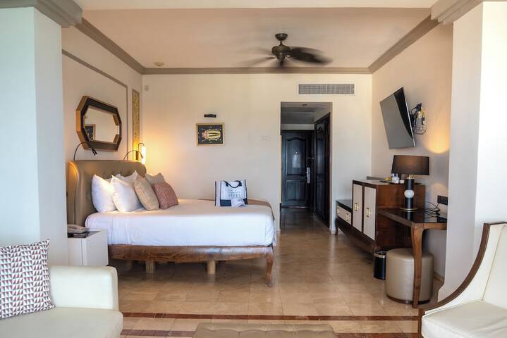 Room 17 of 152