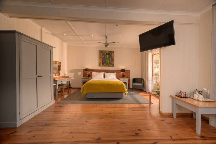 Room 48 of 105