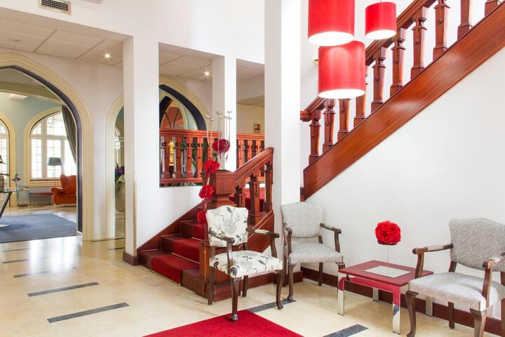 Lobby Entry