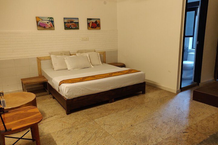 Room 20 of 68
