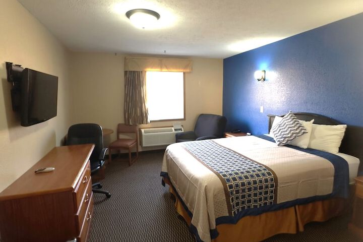 Room 7 of 36