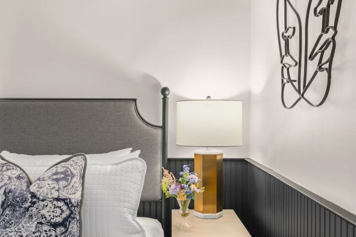 Room 59 of 172