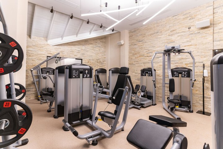 Health and Fitness 56 of 218