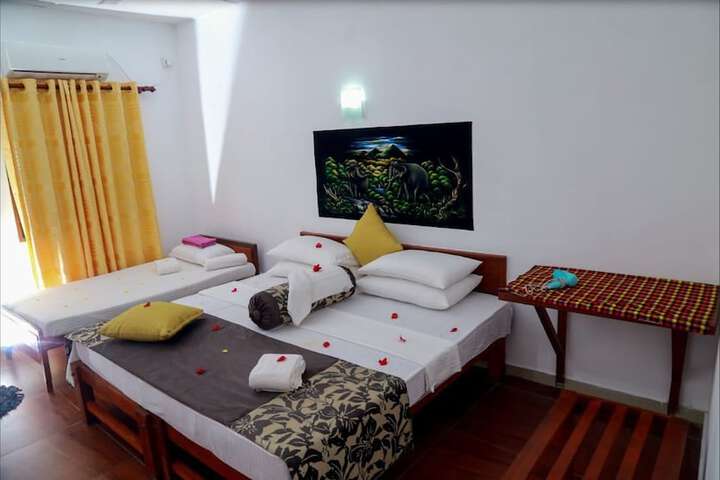 Room 9 of 54