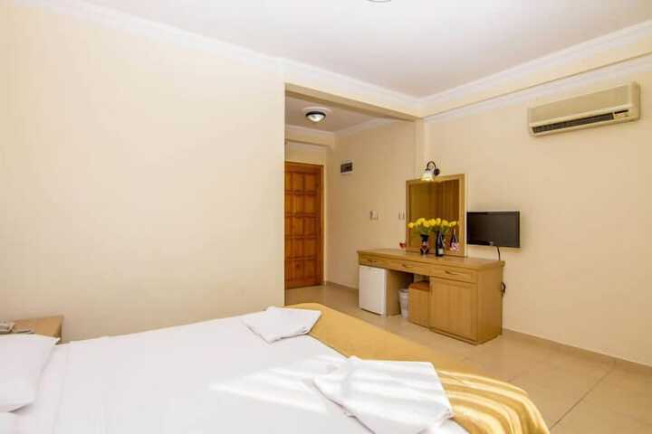 Room 43 of 88