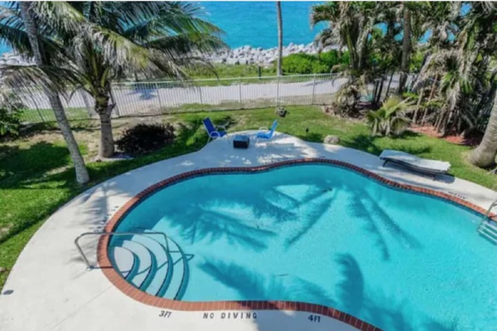 Photo of Southwind by iTrip Palm Beach Pool