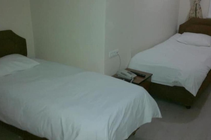Room 10 of 51
