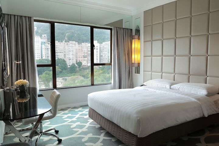 Room 26 of 81