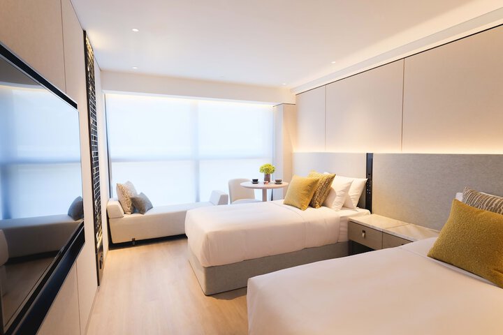 Room 16 of 26