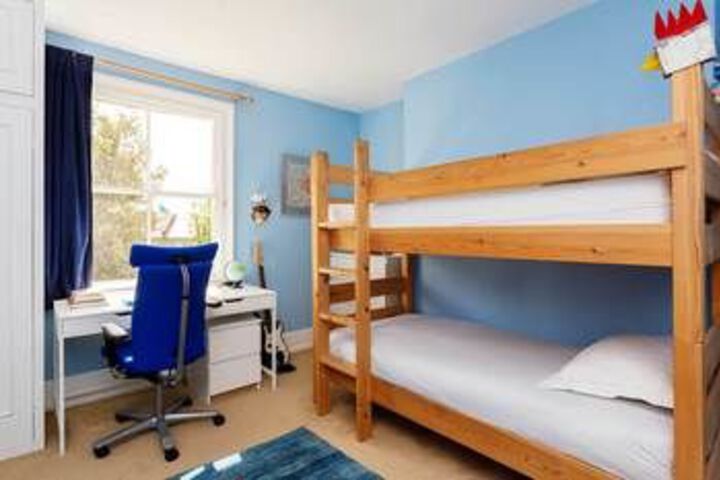 Room 15 of 28