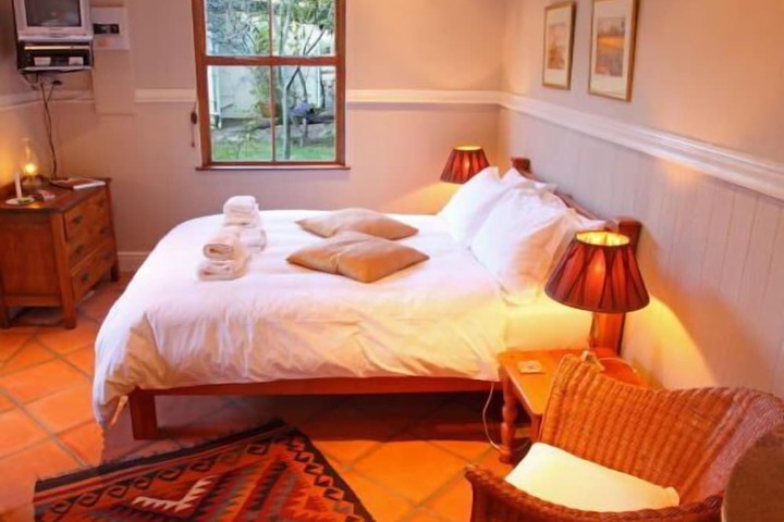 Room 2 of 50