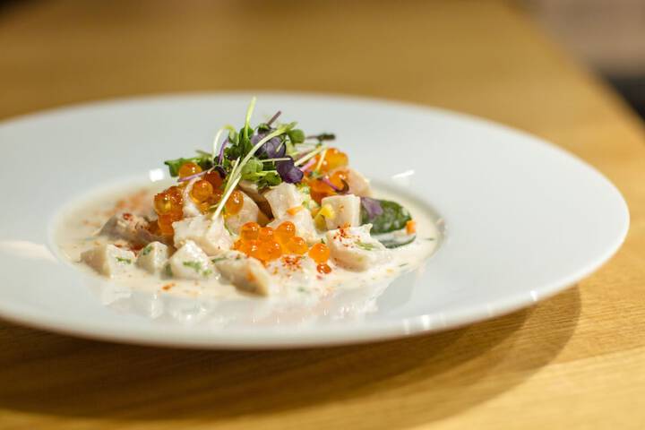 Dining 80 of 126