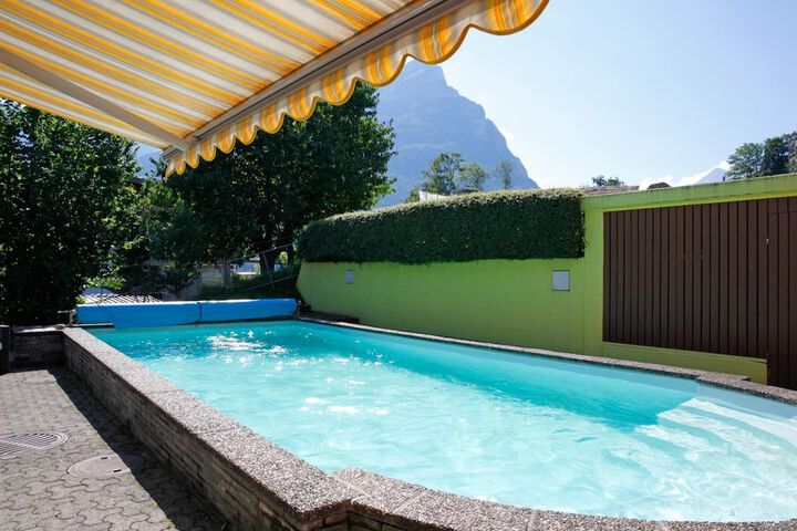 Pool 28 of 46
