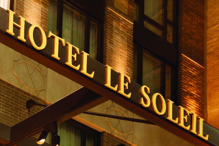 executive hotel le soleil new york parking