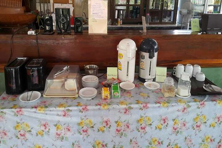 Breakfast/Coffee Service 5 of 17
