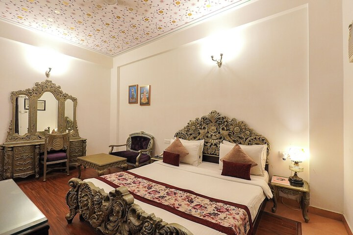 Room 29 of 62