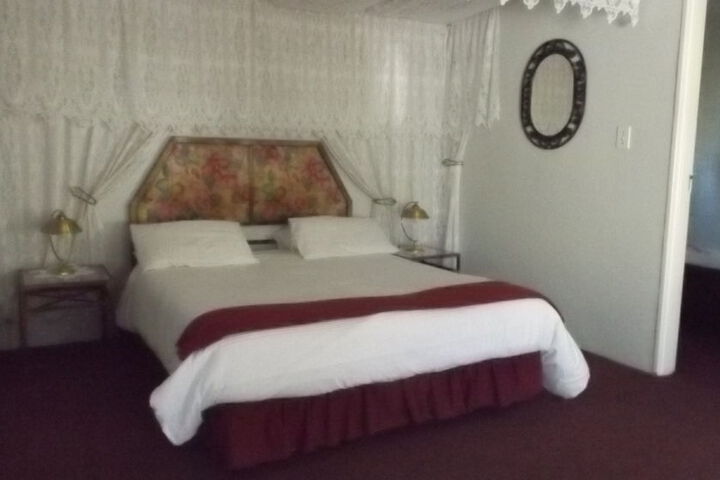 Room 16 of 49