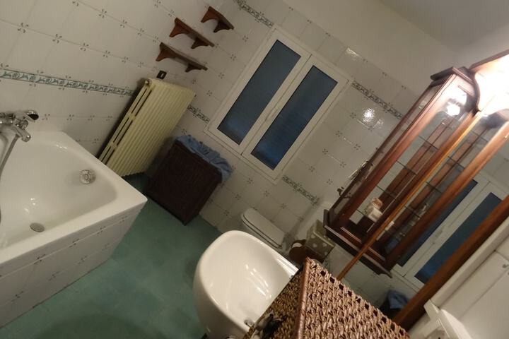Room 14 of 35