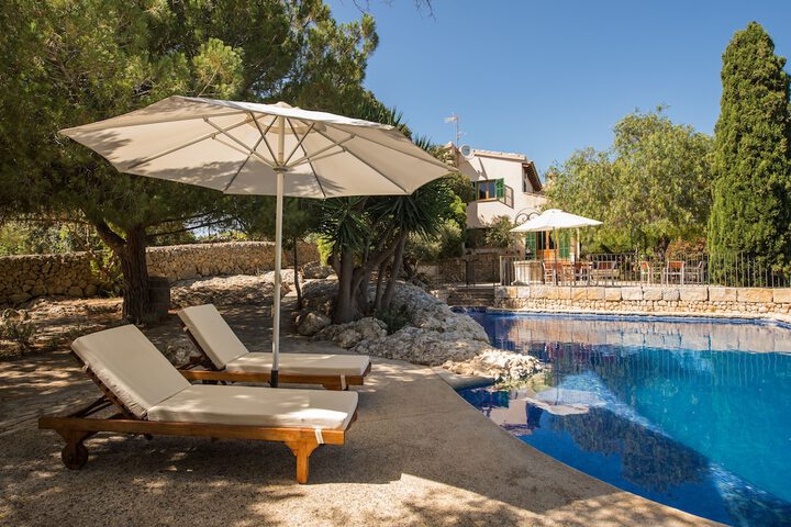 Pool 19 of 46
