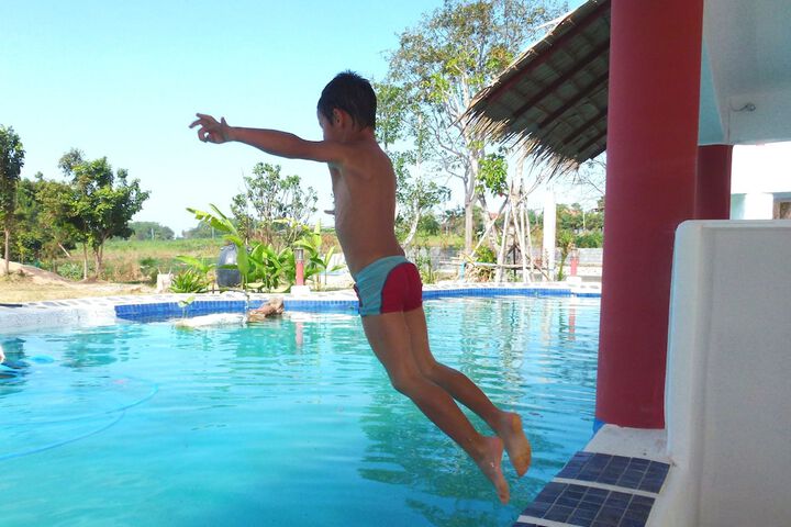 Pool 39 of 68