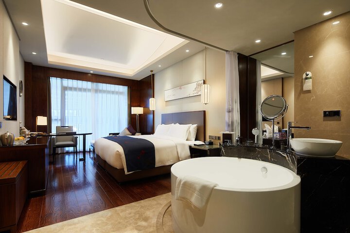 Room 37 of 93