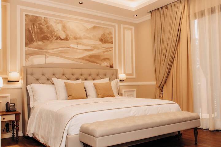 Room 15 of 91