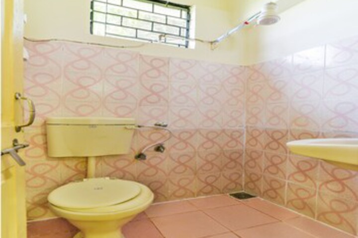 Room 2 of 30