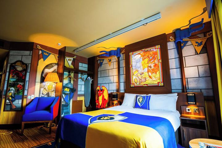 Room 45 of 83