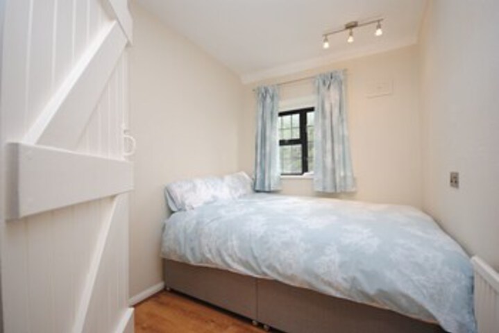 Room 11 of 23