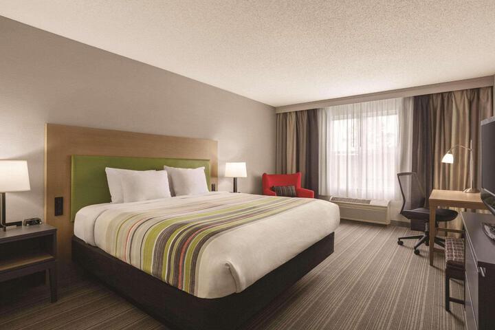 1 King Bed Accessible (1 of 8)