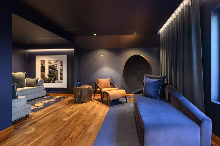 Room 52 of 130