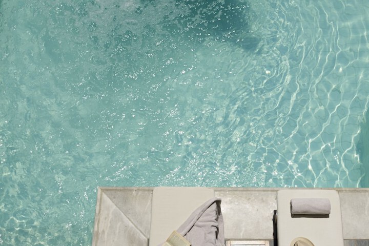 Pool 50 of 74