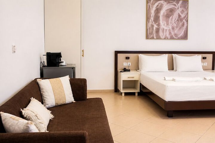 Room 42 of 125