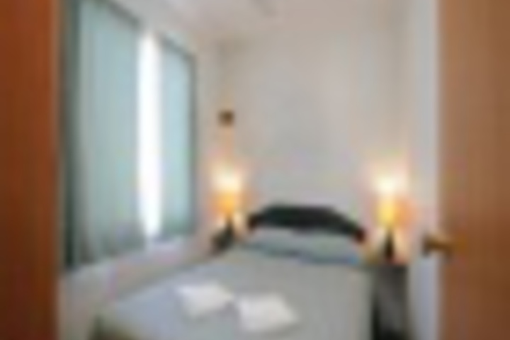 Room 567 of 876