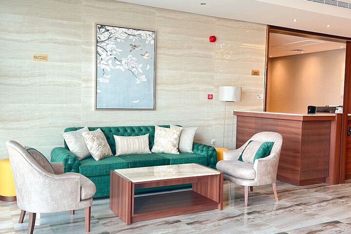 Level Nine Hotel