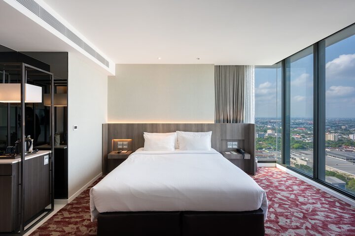 Room 62 of 151