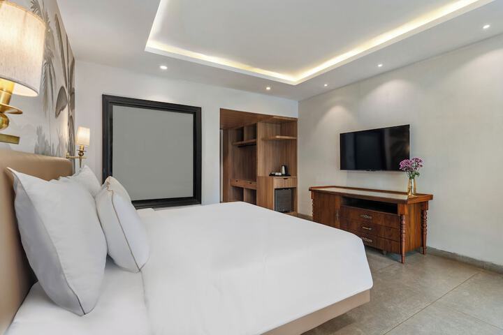 Room 7 of 26