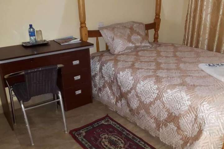 Room 3 of 13