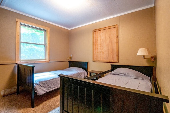 Room 6 of 23