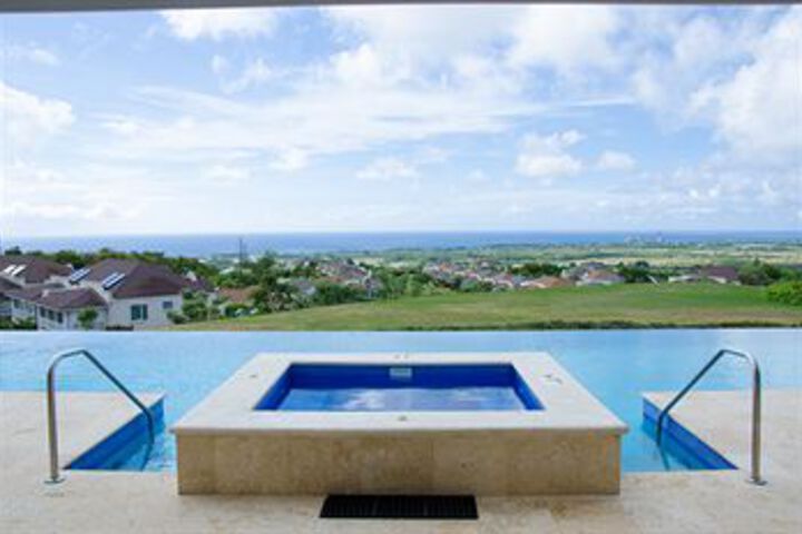 Pool 32 of 36