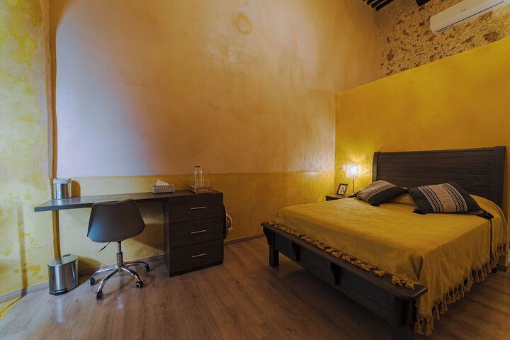 Room 35 of 70