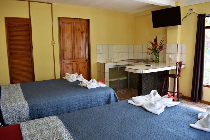 Room 10 of 40