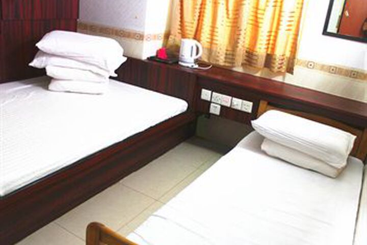 Room 33 of 44